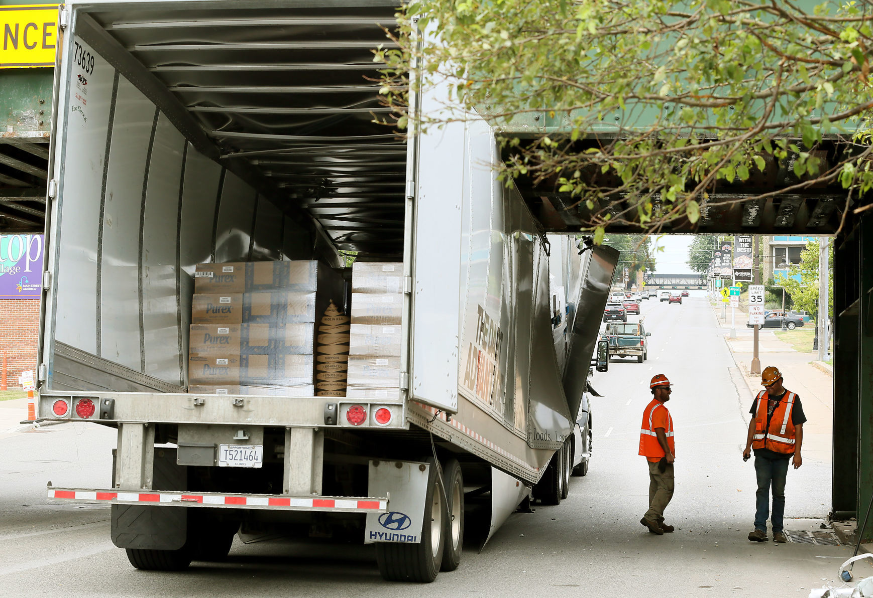072619-qct-truck-bridge-003